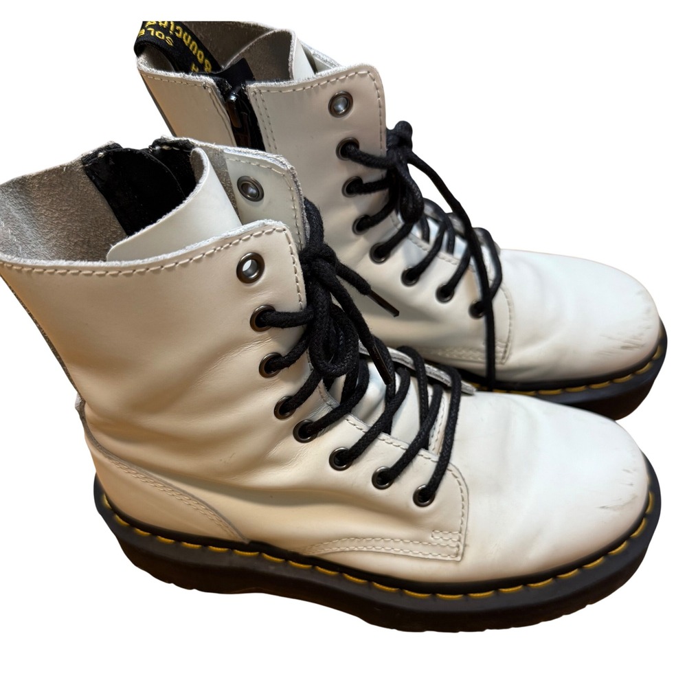 Dr. Martens White Leather Ankle Boots Women's US 8 Platform Lace Up Combat